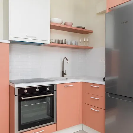 Coloured Nests 公寓 *