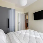 Apartment Coloured Nests